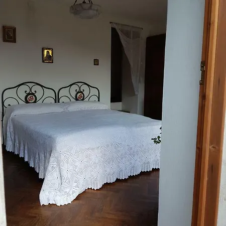 La Corte Del Poeta Bed & Breakfast Arcumeggia