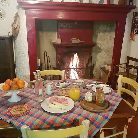 Bed & Breakfast La Corte Del Poeta Arcumeggia